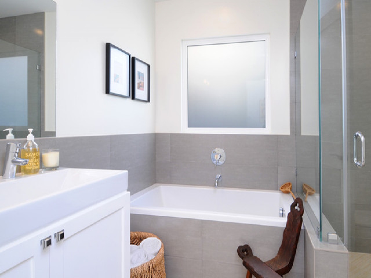 bathroom-designs-for-small-spaces-simple-bathroom-designs-small-space